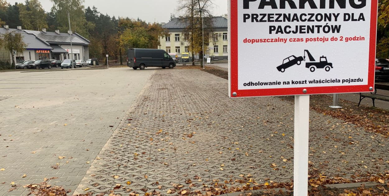 Parking przy SP ZOZ w Białobrzegach (fot. UMiG Białobrzegi)