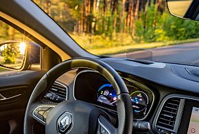 Masz to auto w garażu? Producent natychmiast wzywa na kontrolę!-8008
