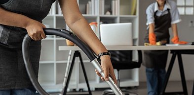 Jakie błędy popełniają firmy przy wyborze usług sprzątania w Warszawie?