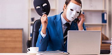 Mieszkanka powiatu białobrzeskiego ofiarą oszustwa „na pracownika banku”