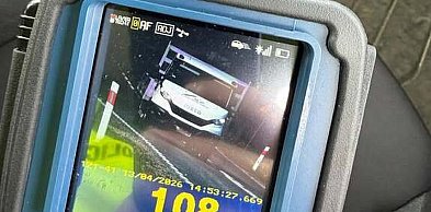 Rażące przekroczenie prędkości w Olszowej. Kierowca stracił prawo jazdy