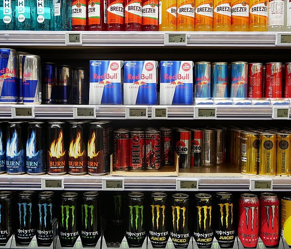 Popularne napoje pójdą ostro w górę. Rząd szykuje podwyżkę VAT-8496