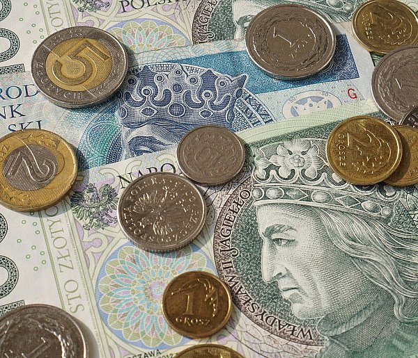 Rząd zmienia zasady wypłat wynagrodzeń. Firmy czeka nowy obowiązek-8525