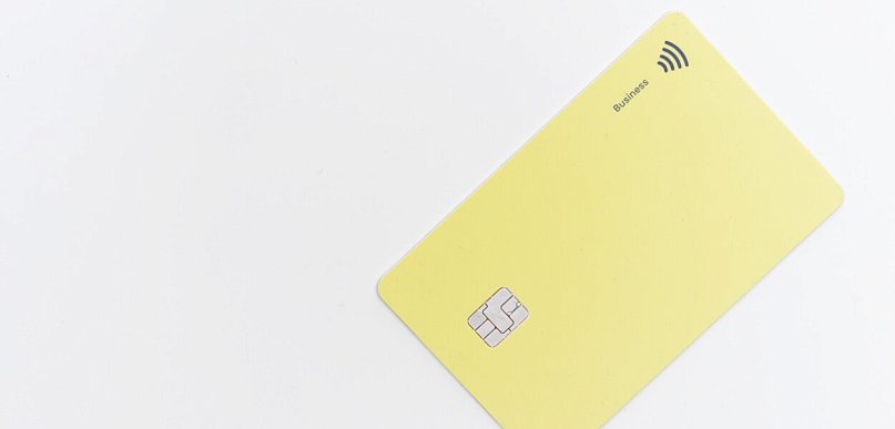 Karty kredytowe pod lupą. UOKiK stawia poważne zarzuty