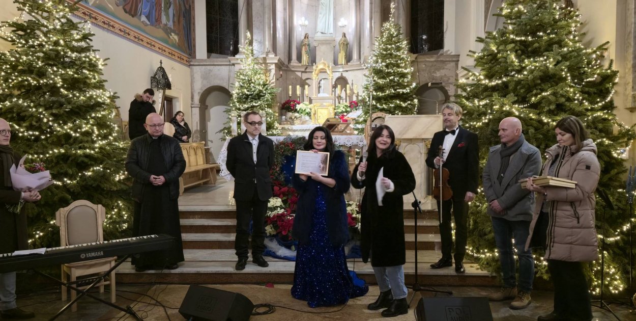 Białobrzegi po koncercie charytatywnym dla Leona Słomki