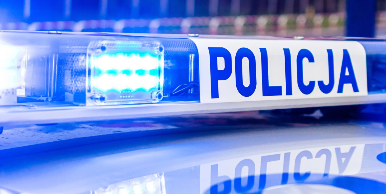 Pościg za kierowcą forda. Miał zakaz, doprowadził do kolizji z audi