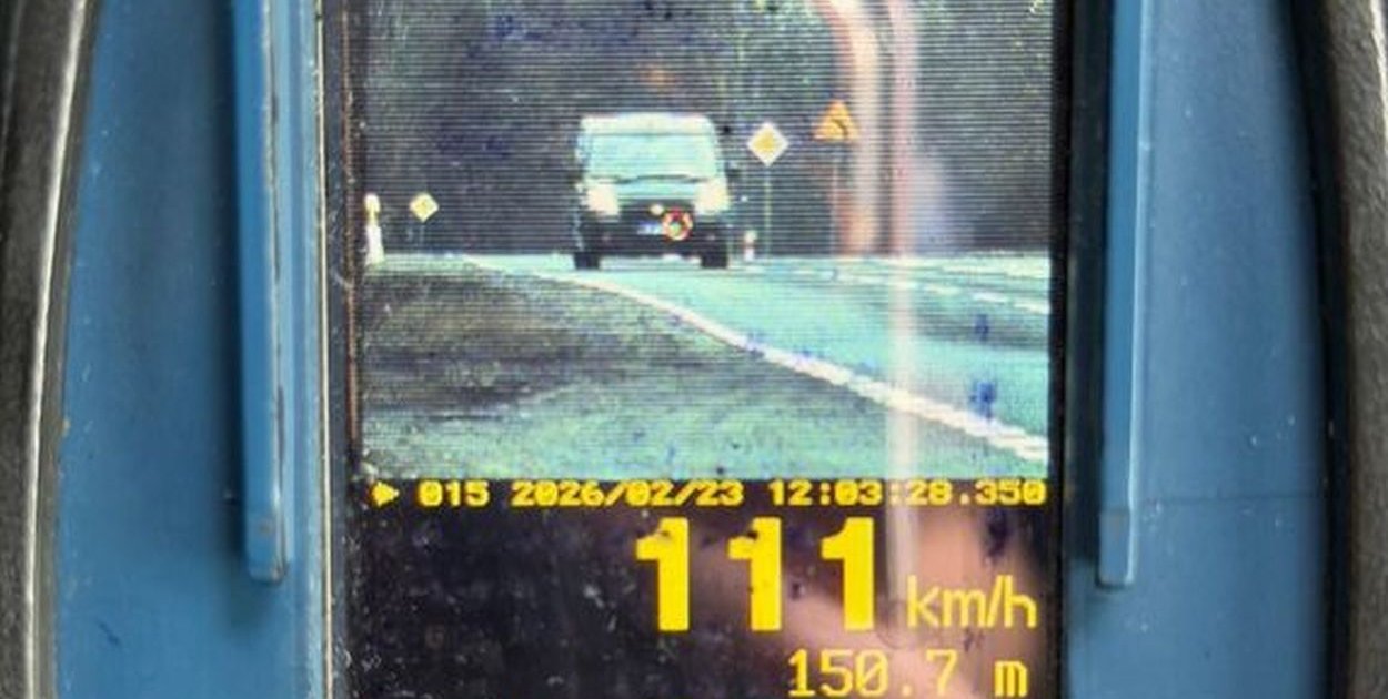 Biejkowska Wola. 23-latek za kierownicą fiata rażąco przekroczył prędkość