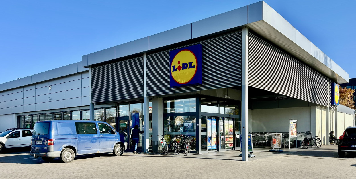 Duża zmiana w popularnym dyskoncie. Tych produktów już kupisz