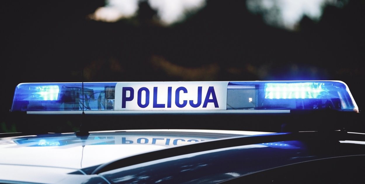 Nietrzeźwi rodzice, przemoc domowa i zatrzymany 38-latek